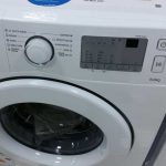 Produsul care te scapă instant de calcarul și petele de pe mașina de spălat. Costă doar 10 lei și îl găsești în orice magazin