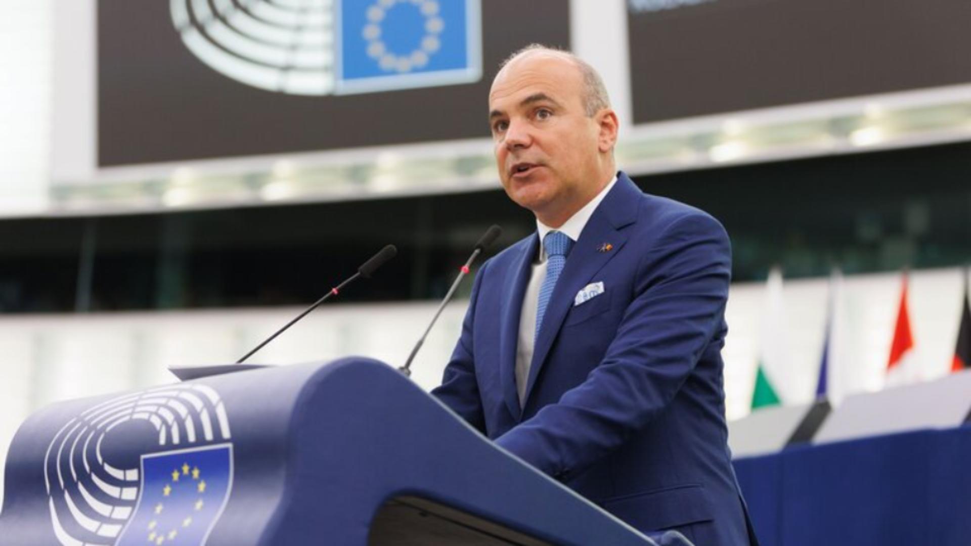 Rareș Bogdan, mesaj de forță de la tribuna Parlamentului European: „În aceste zile se decide viitorul Europei. Cetățenii europeni cer: deșteptați-vă!”