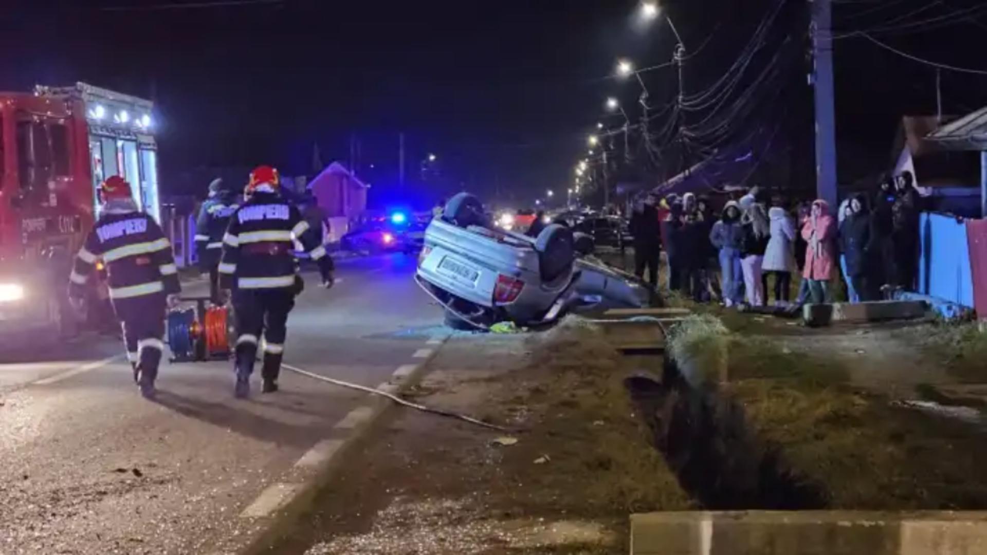 Accident pe un drum din Vaslui. Șase persoane au fost implicate în eveniment, patru au ajuns la spital VIDEO