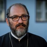 Cea mai mare greșeală pe care o face o femeie într-o relație. Părintele Constantin Necula aruncă bomba