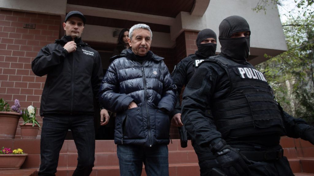 Dan Diaconescu, condamnat la 8 ani și 4 luni de închisoare în dosarul „sex cu minore”