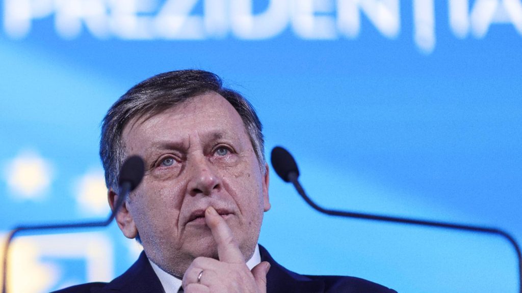 Demisia lui Klaus Iohannis. Crin Antonescu: „Nu este cazul să dramatizăm!”