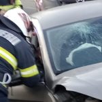 Accident grav pe DN 15D. Trei persoane au fost rănite și au fost duse la spital