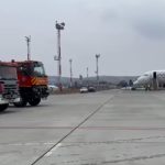 Planul Roșu de Intervenție, activat pe Aeroportul din Cluj! Un avion cu peste 200 de pasageri la bord a ateriat de urgenţă: care este motivul