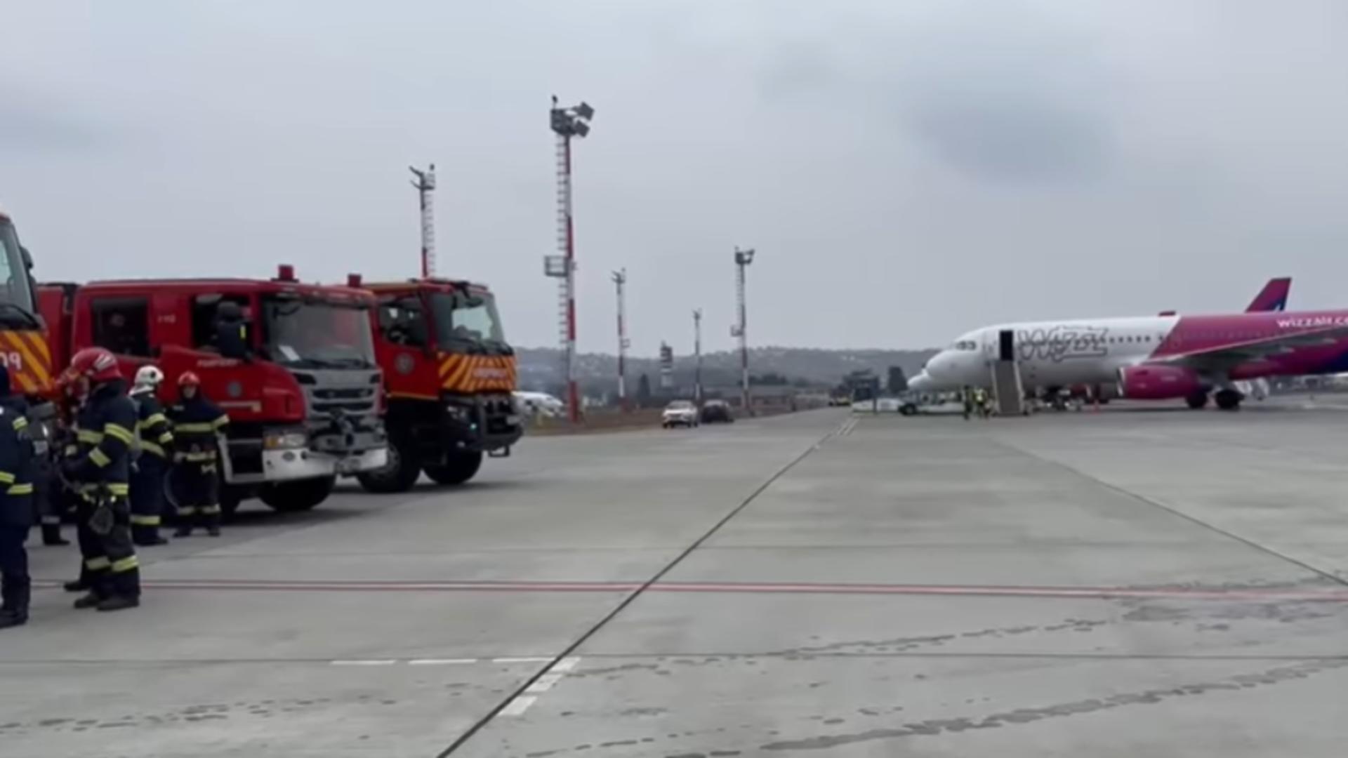 Planul Roșu de Intervenție, activat pe Aeroportul din Cluj! Un avion cu peste 200 de pasageri la bord a ateriat de urgenţă: care este motivul