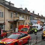 Atac cu cuțitul în estul Franței, soldat cu un mort și doi polițiști răniți. Autorul faptei era pe lista de risc terorist