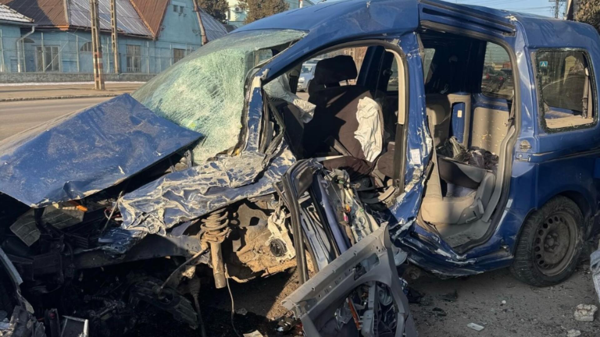 Dezvăluiri cumplite despre șoferul care a produs accidentul din Câmpia Turzii: fiul de milionar făcea liniuțe pe șosea. Doi copii au rămas fără mamă