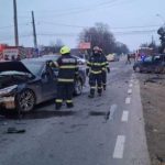 Accident grav în comuna Cornu Luncii, județul Suceava. Trei persoane au fost transportate la spital de urgență