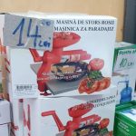 Prețuri incredibil de mici în magazinele de marfuri confiscate ale ANAF. Oamenii vin întruna, ca la un pământ al Făgăduinţei