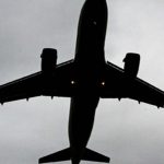Trafic aerian pe aeroporturile din Capitală, în condiţii de iarnă. Unele zboruri pot înregistra ÎNTÂRZIERI: anunțul CNAB