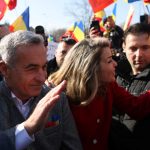 Sistemul sorosist încearcă să-l saboteze pe președintele ales cu orice preț. Un șef de partid MINTE că ar fi vorbit cu Călin Georgescu VIDEO