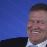 Efectul Iohannis, faraon la catedră. Perioada în care poate fi blocat un post din învățământ pentru un demnitar ar putea fi redusă