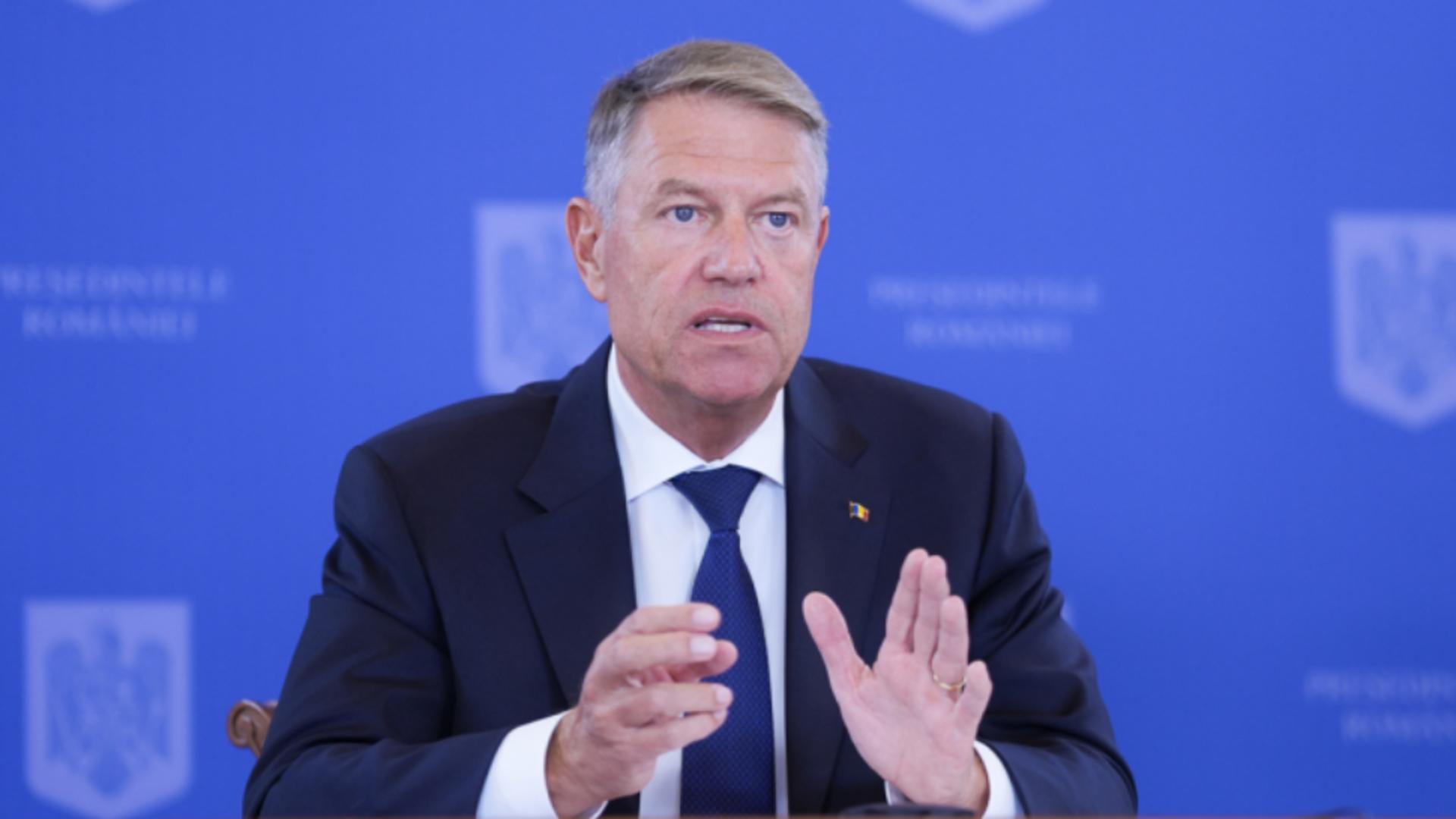 Iohannis a semnat. Ce se întâmplă cu bugetul pe 2025 și cu asigurările sociale