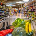 Ce profituri fabuloase au avut supermarketurile din România în anul 2023. Cine e pe primul loc
