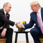 Trump a discutat cu Putin o oră și jumătate. Zelenski a fost anunțat după despre dialogul telefonic privind începerea negocierilor de pace