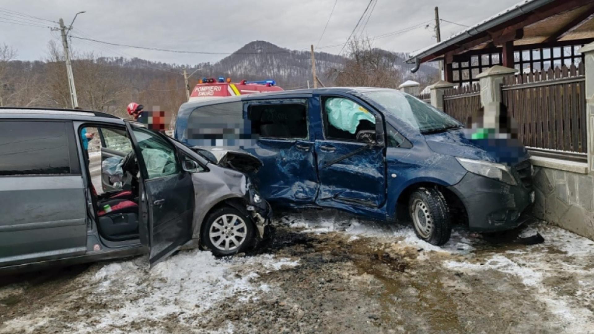 Accident grav pe DN 15: șase victime în urma unei coliziuni frontale