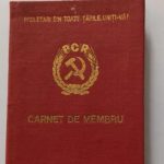 Cu cât își mai vând românii carnetele de partid dinainte de Revoluție. Unii se laudă că au cotizat până în octombrie 1989