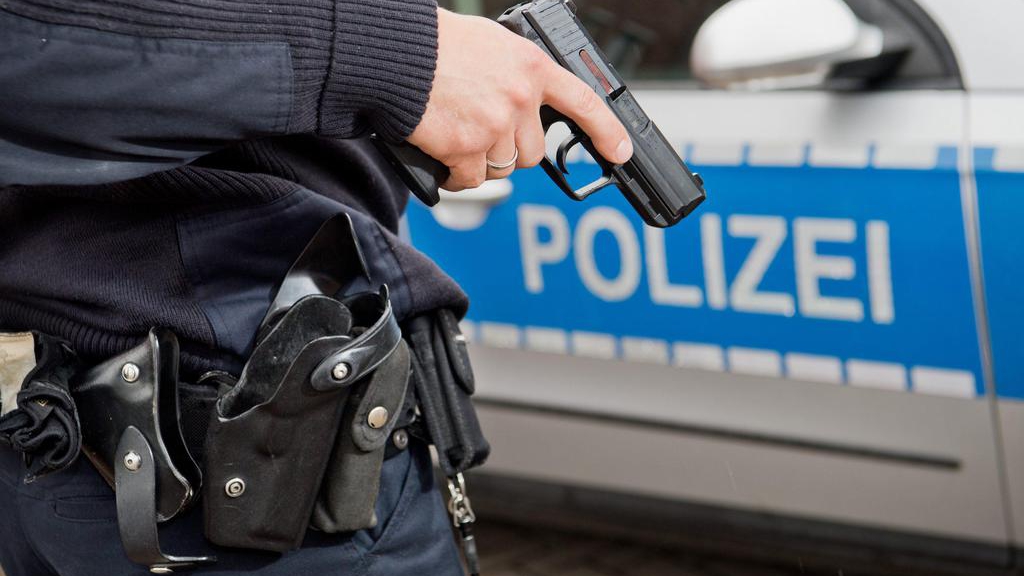 Incident în Munchen. O mașină a intrat în plin, în oameni. 15 persoane au fost rănite, conform poliției