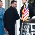 Prima mișcare a lui Zelenski după scandalul de la Casa Albă. Pe cine a sunat liderul ucrainean