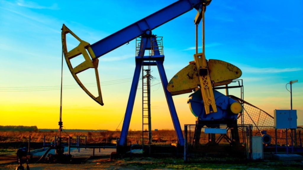 Scăderi mari ale preţurilor petrolului, chiar dacă au înregistrat o creştere săptămânală din cauza problemelor de aprovizionare