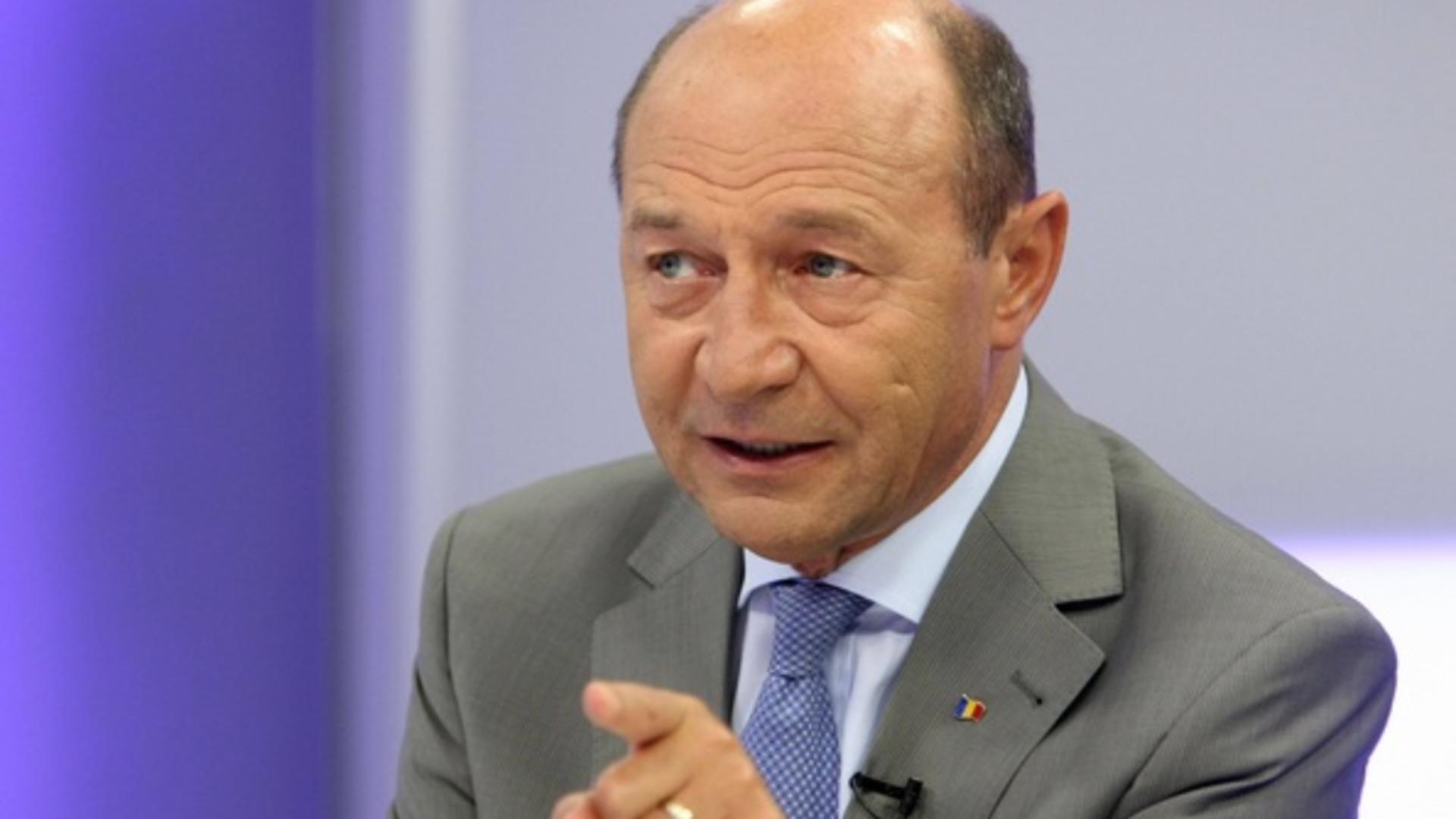 Băsescu, atac mizer la adresa lui Călin Georgescu. Mesajul sfidător