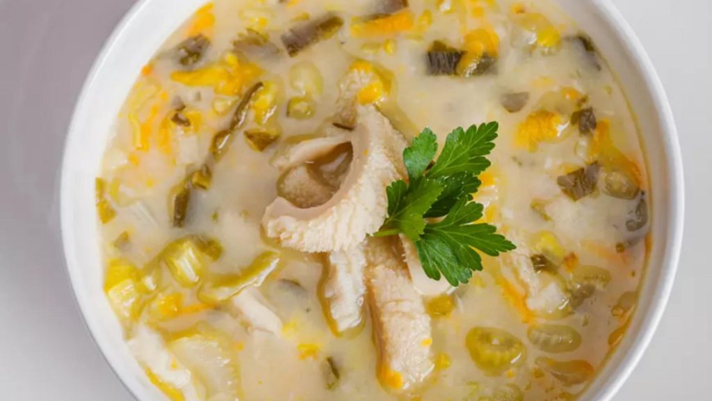 Acest preparat alungă mahmureala și strigoii. Cum arată delicatesa pierdută a bucătăriei românești, cu origini otomane și renume interbelic