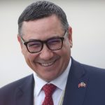 Victor Ponta, discurs 1-1 cu Călin Georgescu: Poporul să decidă soarta României, nu Bolojan