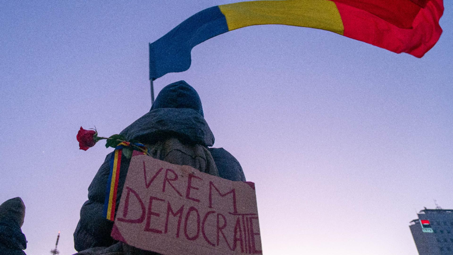 Directoarea Serviciului Național de Informații al SUA denunță anularea alegerilor din România