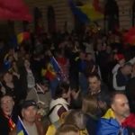 Românii, în stradă după decizia halucinantă a BEC. Mesajul pentru clasa politică: Noi am votat, voi ați furat