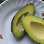 De ce avocado este considerat un super-aliment. Ce conține și ce beneficii are, de fapt, pentru sănătate