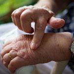Dieta care poate inversa simptomele artritei în câteva săptămâni