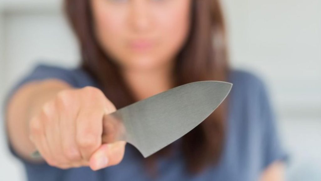 Trei adolescente au încercat să-și ucidă mama. Motivul este halucinant