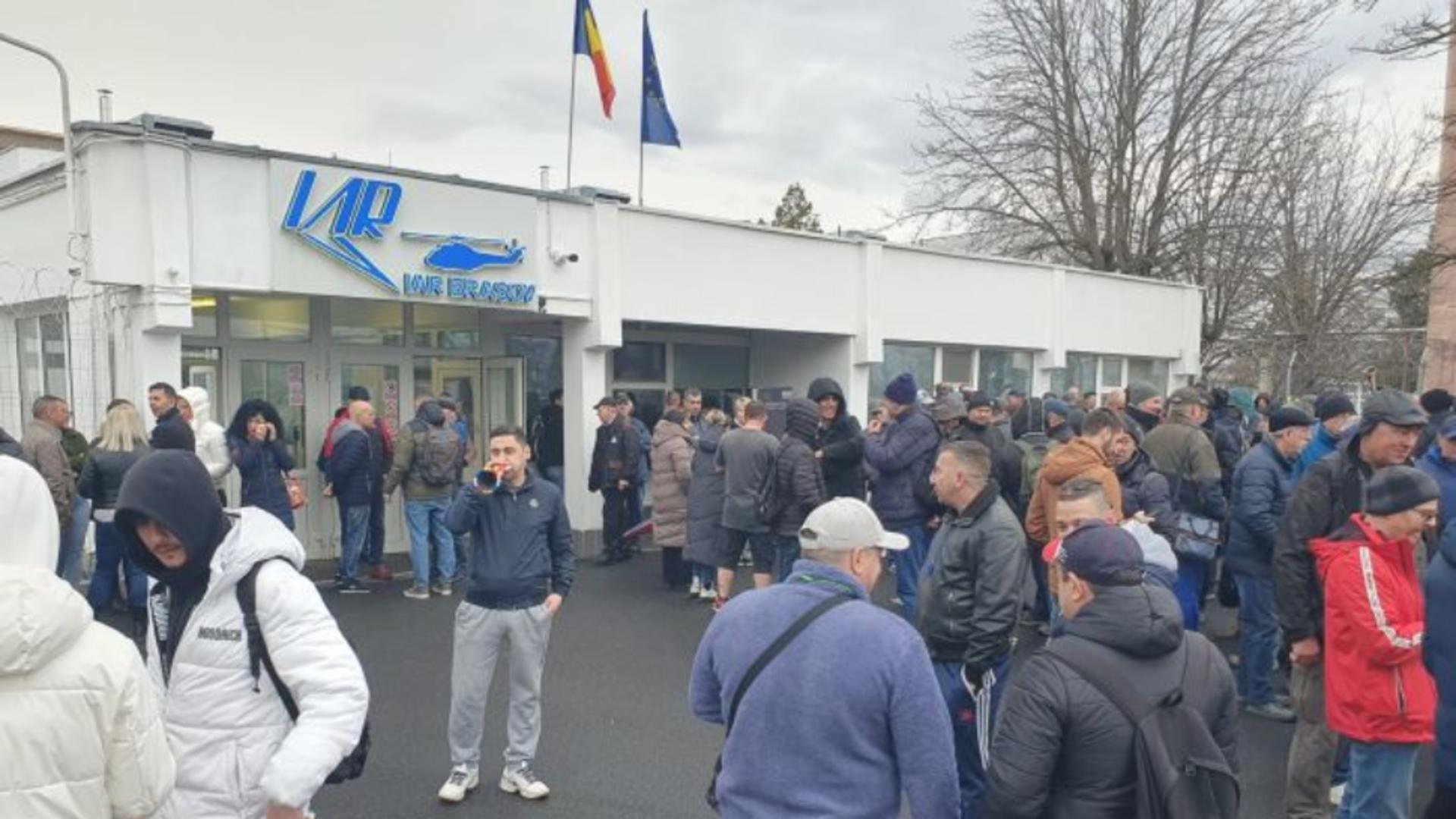 Grevă de avertisment la IAR Ghimbav! Angajații protestează împotriva ordonanței sărăciei, care le taie din drepturi