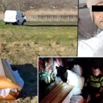 Caz de-a dreptul uluitor într-un sat uitat de lume: sicriul unui bărbat a fost abandonat pe câmp pentru că oamenii nu puteau înainta prin noroi