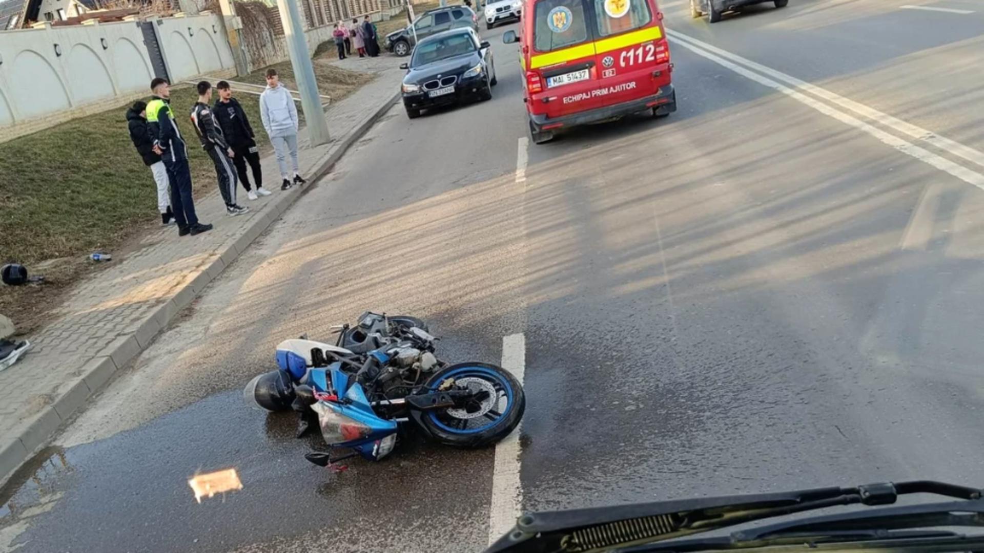 Accident grav în Vaslui. Un motociclist în vârstă de 16 ani a fost spulberat de un autoturism