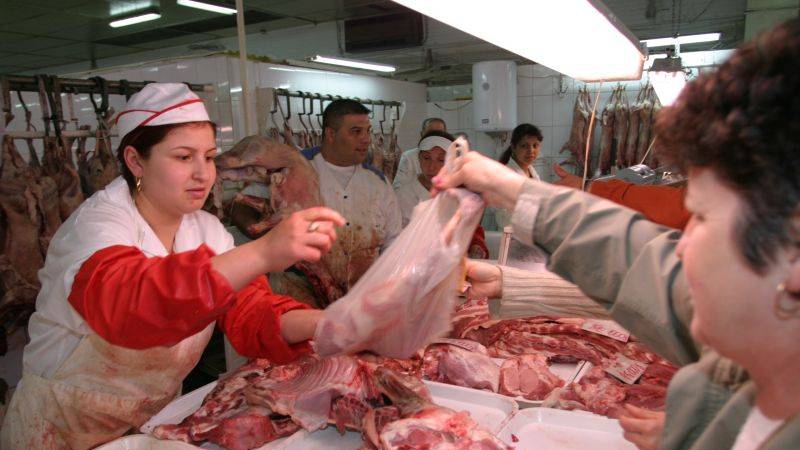 Controale masive în toată țara înainte de Sărbătorile Pascale! ANSVSA, cu ochii pe comercianți în încercarea de a preveni riscurile de toxiinfecție alimentară