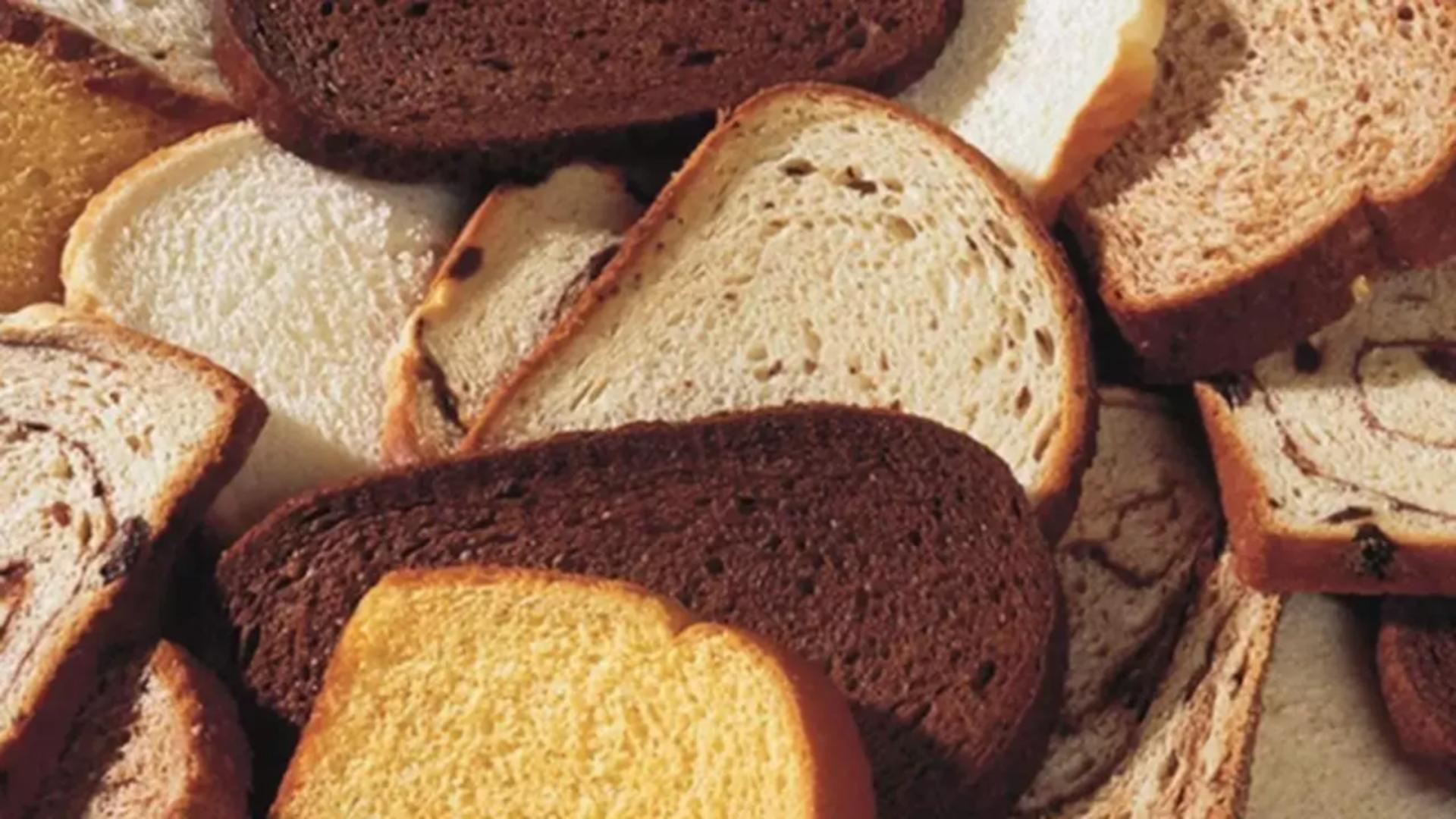 Fabrică de pâine, închisă de ANPC: sute de kilograme de produse, retrase de la comercializare. Ce DEZASTRU au găsit inspectorii