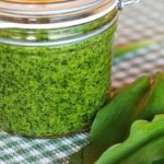 Cum să prepari PESTO DE LEURDĂ, cel mai puternic energizant de primăvară