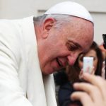 Papa Francisc cere încetarea bombardamentelor din Fâșia Gaza, după externarea din spital