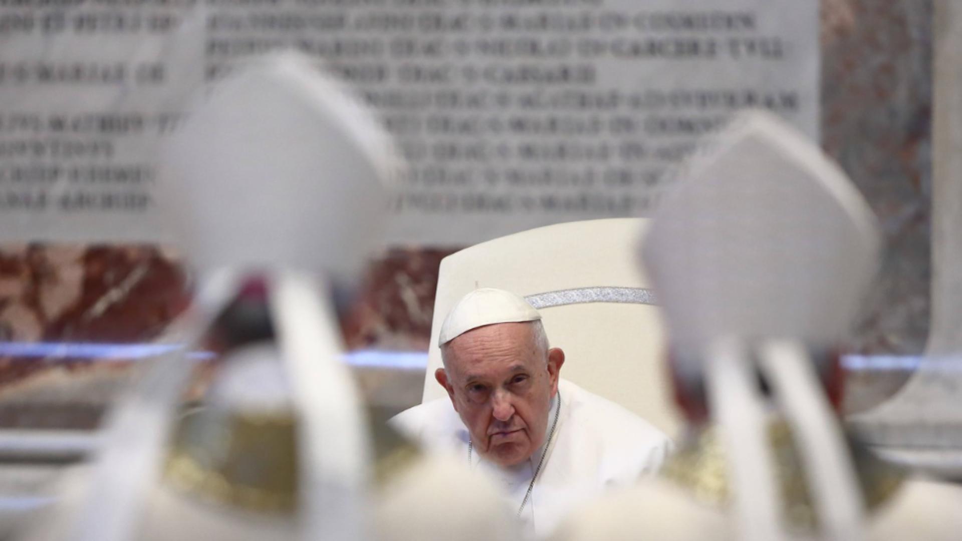 Papa Francisc rămâne în continuare internat în spital. Anunțul de ultimă oră al Vaticanului