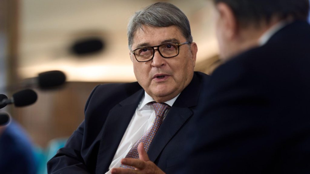 Soarta lui Hurezeanu, decisă mâine în coaliție. Ministrul de Externe se va întâlni cu liderii executivului