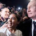 Peste 80% dintre ruși au încredere în Vladimir Putin și în planurile sale. Popularitatea sa nu a fost influențată de perspectiva unor posibile negocieri