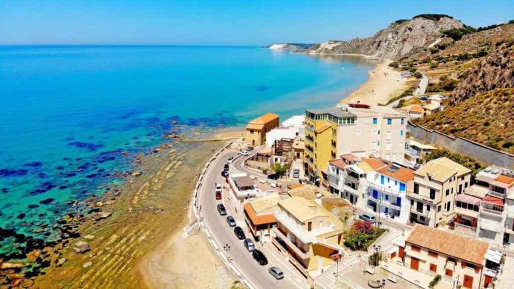 Vacanță cu doar 1 euro în Italia, cu cazarea, masa și tururi gratuite. Inițiativa unui pentru a stimula turismul