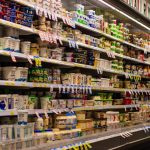 Țara vecină unde alimentele s-au ieftinit cu 50%. Românii din apropiere se pregătesc să treacă granița pentru a face cumpărături