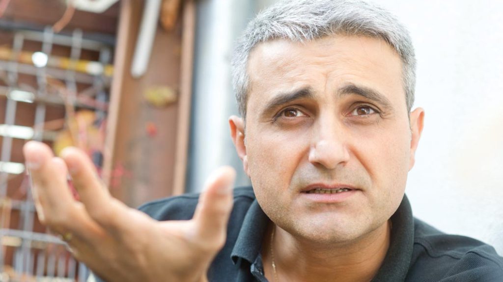 Robert Turcescu, atac dur la campania lui Nicușor Dan: ”În proiectul „Nicușor Dan președinte” s-au băgat foarte mulți bani. TikTok-ul este plin de el”