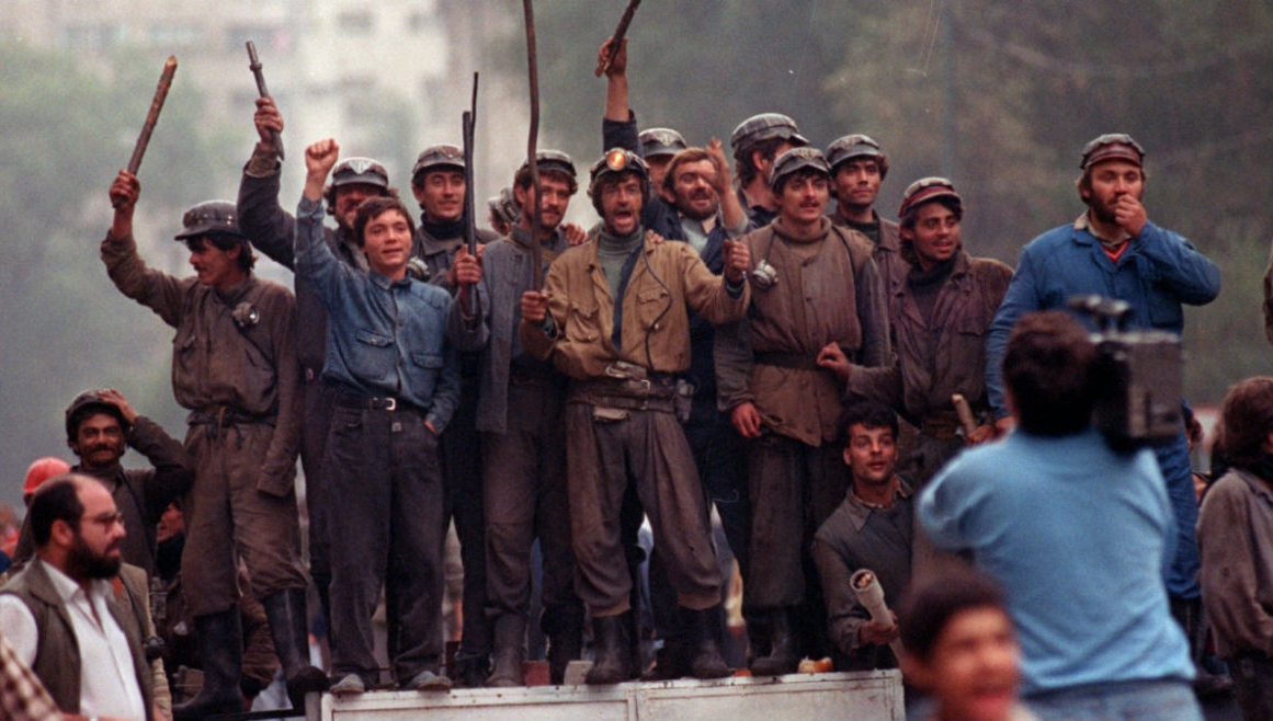 Dosarul mineriadei din 1990. După 35 de ani s-a aflat cine a coordonat atacul asupra locuinței lui Corneliu Coposu