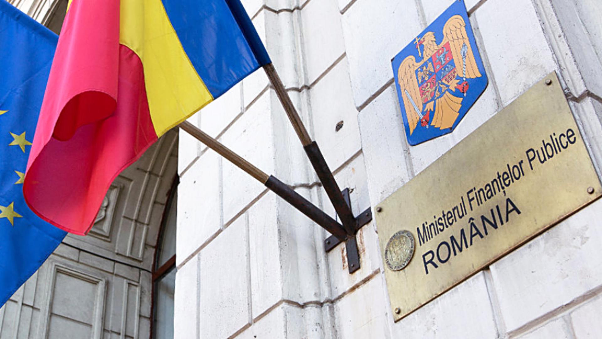 O fostă inculpată a fost numită Secretar General la Finanțe. Femeia, acuzată că ar fi primit șpagă o mașină și o geantă de fițe