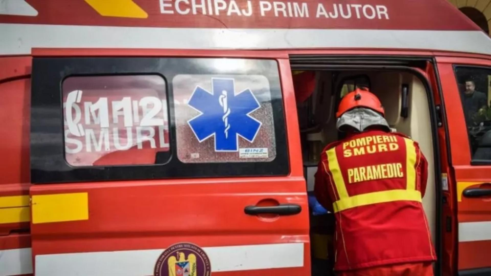 HALUCINANT! Profesoară din Bistrița, bătută cu sălbăticie de o elevă de 16 ani. S-a ales cu un traumatism cranio-cerebral