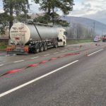10.000 de lei amendă pentru cisterna din care s-au produs scurgeri de acid sulfuric, pe DN 1