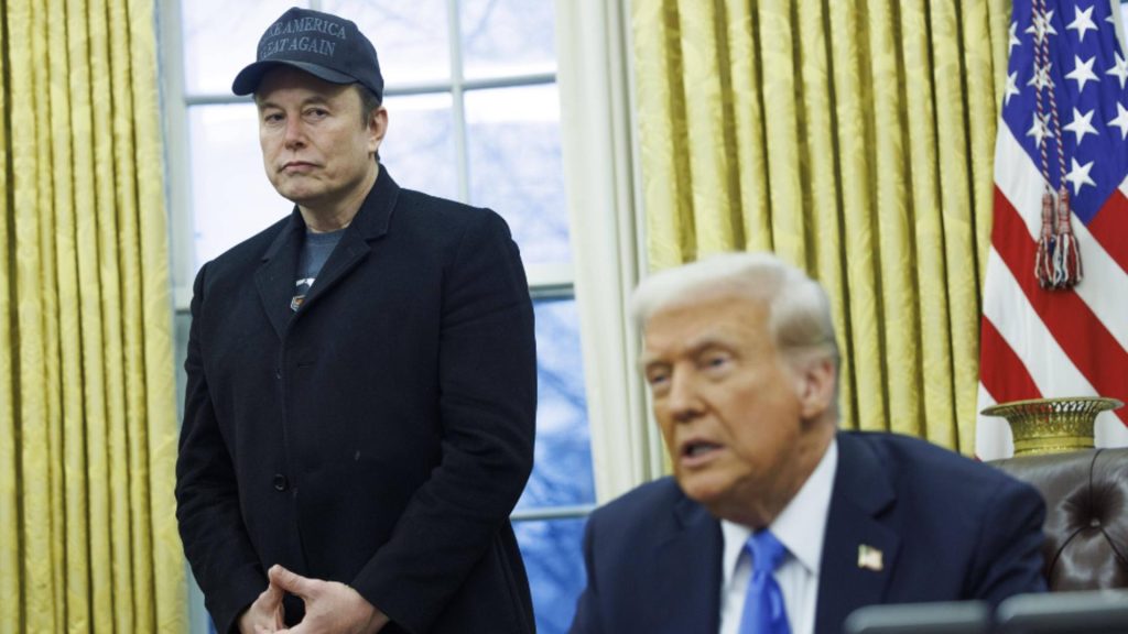 Donald Trump s-a supărat pe bogații Americii. Vrea să taxeze marile averi
